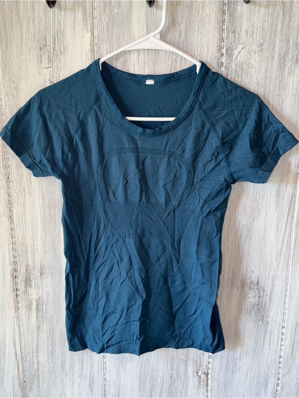 lululemon athletica Short Sleeve Scoop Neck Top - Teal